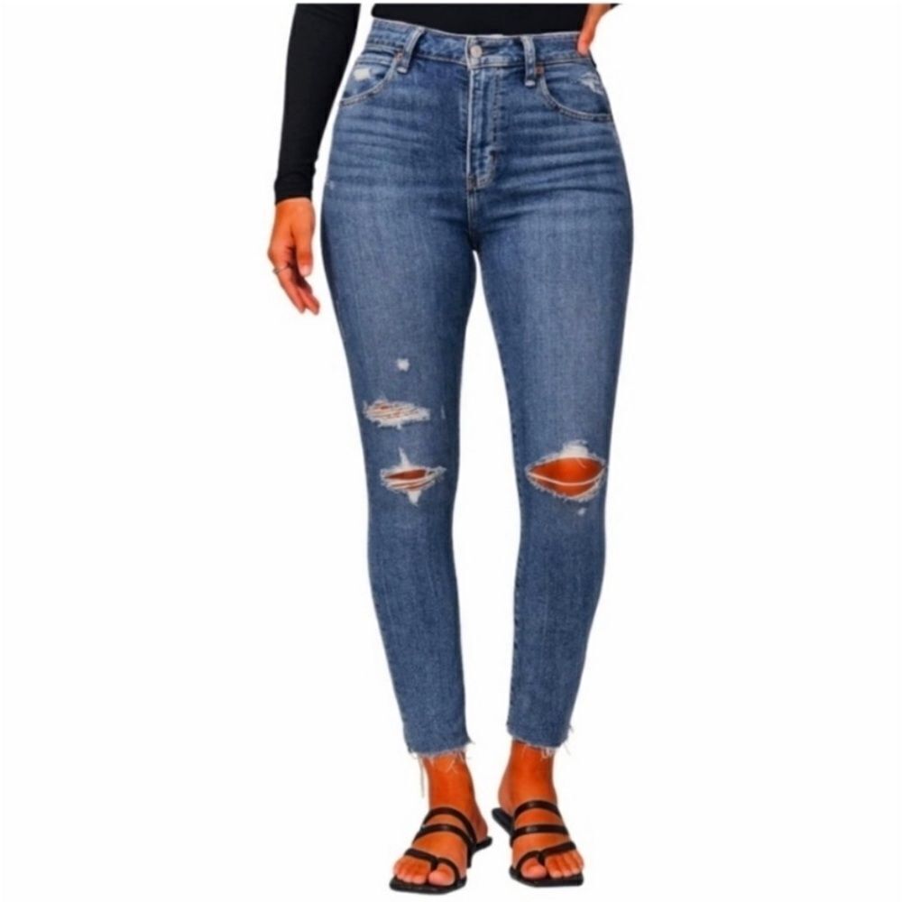 Abercrombie & Fitch Skinny High-Rise Curve Love Distressed Jeans